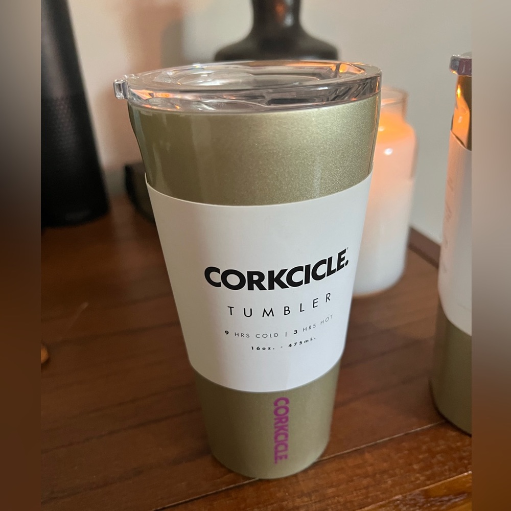 Corkcilce tumbler brand new